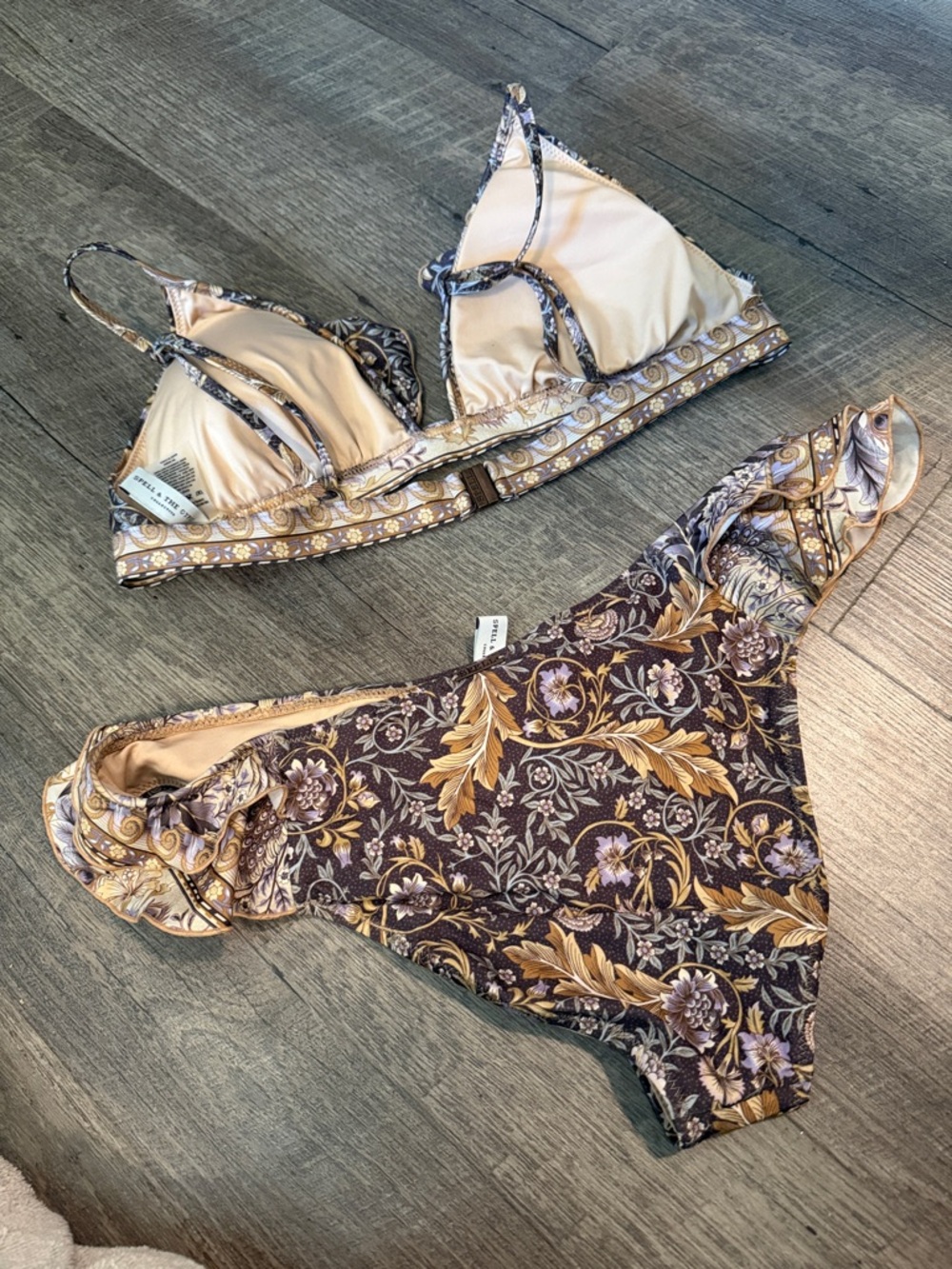 Spell the Gypsy collective Floral Ruffle Bikini Set - Picture 3 of 5
